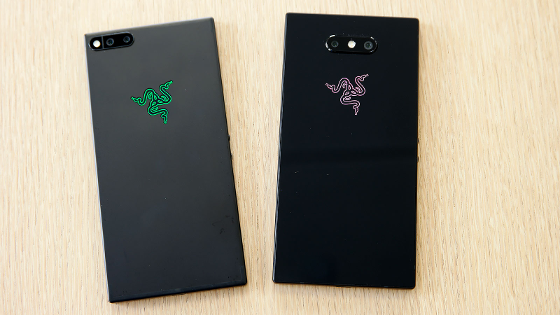 Original Razer Phone on the left, Razer Phone 2 on the right.
